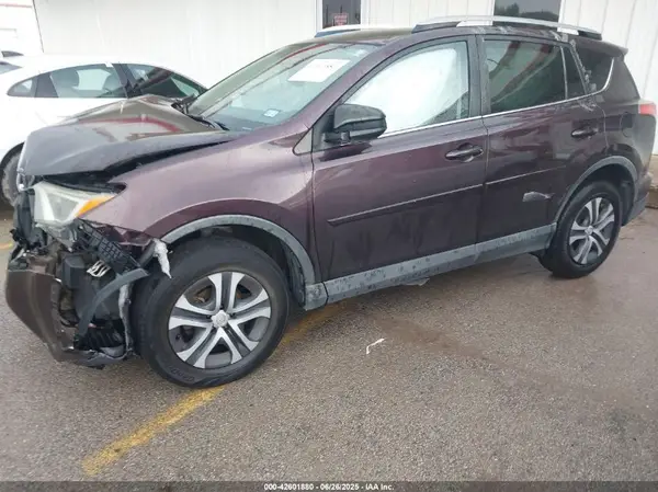 2T3ZFREV2HW366998 2017 TOYOTA RAV 4 - Image 2