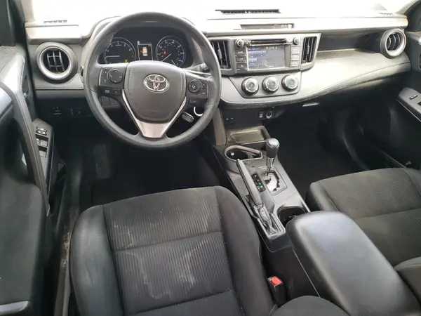 2T3ZFREV2HW388466 2017 TOYOTA RAV 4 - Image 8