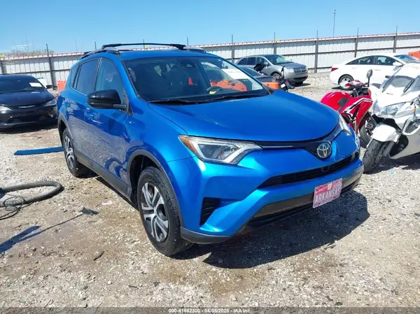 2T3ZFREV2HW404424 2017 TOYOTA RAV 4 - Image 1