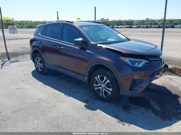 2T3ZFREV2JW415395 2018 TOYOTA RAV 4 - Image 1