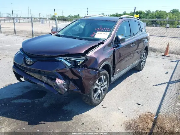 2T3ZFREV2JW415395 2018 TOYOTA RAV 4 - Image 2