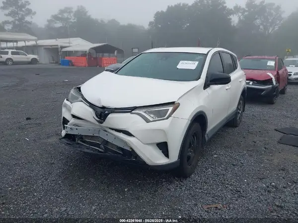 2T3ZFREV2JW437106 2018 TOYOTA RAV 4 - Image 2