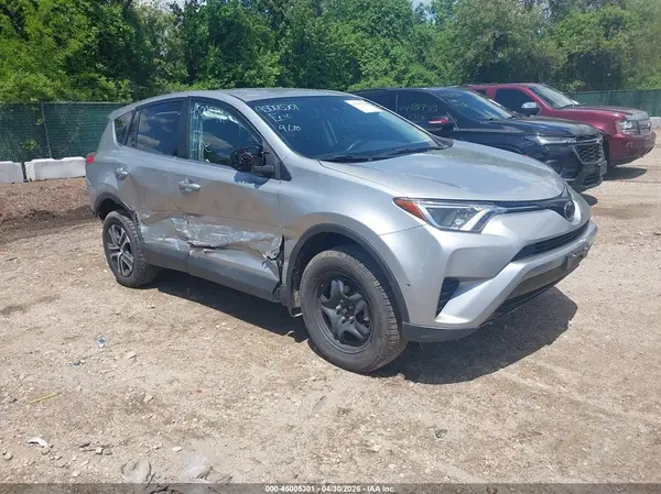 2T3ZFREV2JW475256 2018 TOYOTA RAV 4 - Image 1