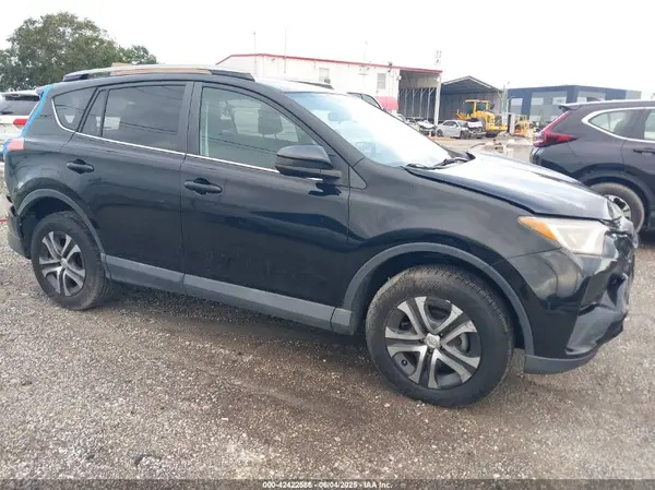 2T3ZFREV2JW479999 2018 TOYOTA RAV 4 - Image 1