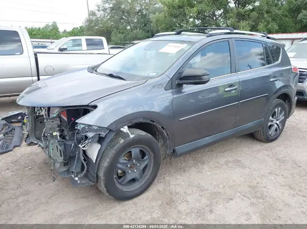 2T3ZFREV2JW485379 2018 TOYOTA RAV 4 - Image 2
