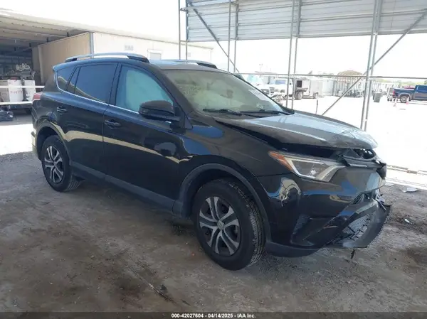 2T3ZFREV3GW301060 2016 TOYOTA RAV 4 - Image 1