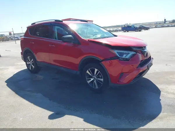 2T3ZFREV3HW350048 2017 TOYOTA RAV 4 - Image 1