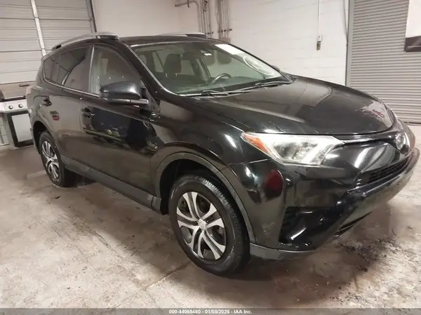 2T3ZFREV3JW429838 2018 TOYOTA RAV 4 - Image 1