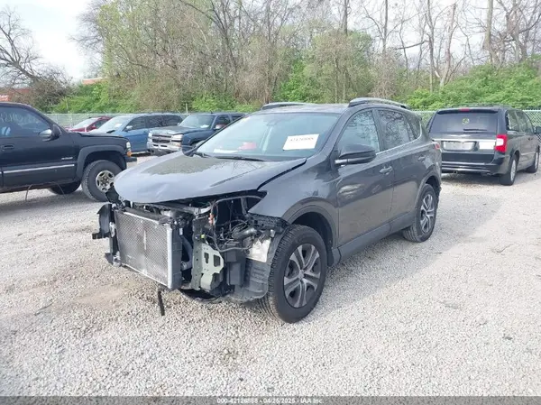 2T3ZFREV3JW452889 2018 TOYOTA RAV 4 - Image 2