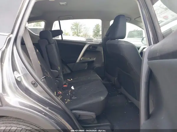2T3ZFREV3JW452889 2018 TOYOTA RAV 4 - Image 8
