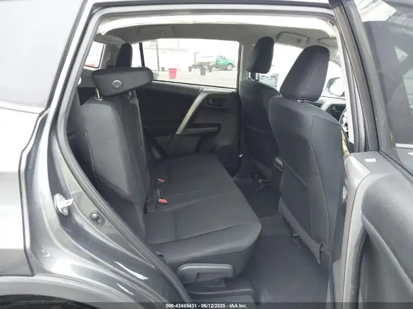 2T3ZFREV3JW455355 2018 TOYOTA RAV 4 - Image 8