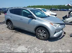 2T3ZFREV3JW468977 2018 TOYOTA RAV 4