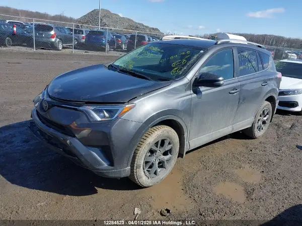 2T3ZFREV3JW479333 2018 TOYOTA RAV 4 - Image 2