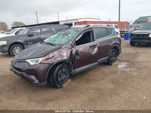 2T3ZFREV3JW498948 2018 TOYOTA RAV 4 - Image 2