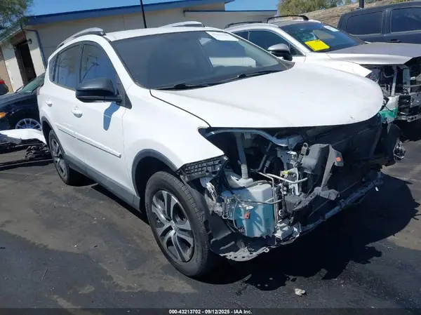 2T3ZFREV4GW260812 2016 TOYOTA RAV 4 - Image 1