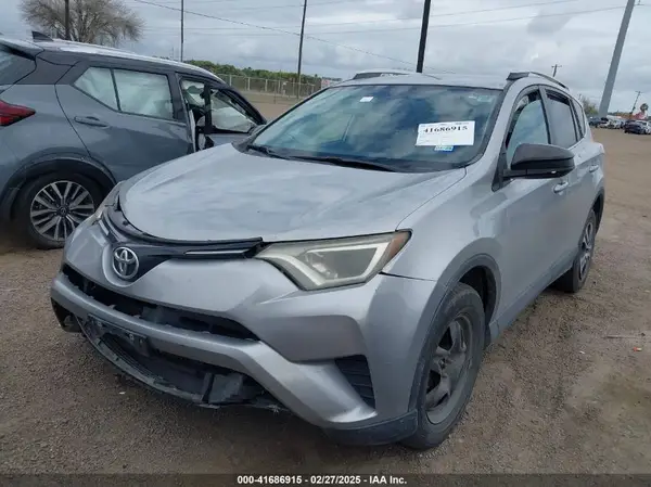 2T3ZFREV4GW306588 2016 TOYOTA RAV 4 - Image 2