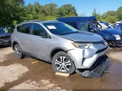 2T3ZFREV4HW317172 2017 TOYOTA RAV 4