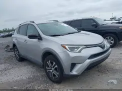 2T3ZFREV4HW318483 2017 TOYOTA RAV 4