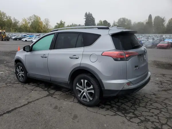 2T3ZFREV4HW327104 2017 TOYOTA RAV 4 - Image 2