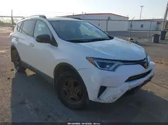 2T3ZFREV4HW385021 2017 TOYOTA RAV 4