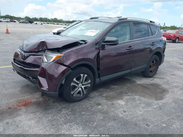 2T3ZFREV4HW398710 2017 TOYOTA RAV 4 - Image 2