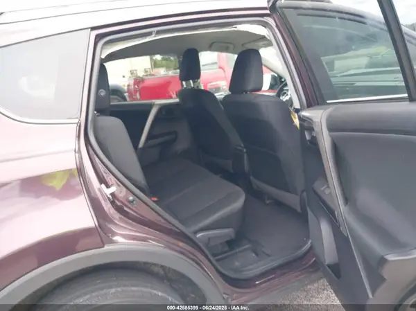 2T3ZFREV4HW398710 2017 TOYOTA RAV 4 - Image 8