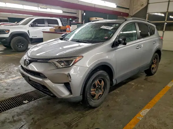 2T3ZFREV4JW407654 2018 TOYOTA RAV 4 - Image 1