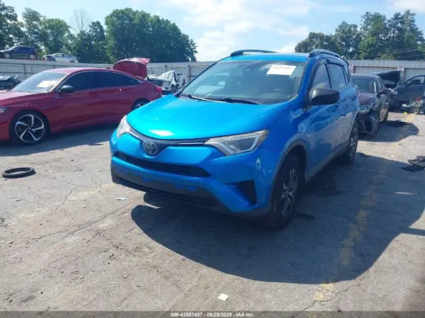 2T3ZFREV4JW507138 2018 TOYOTA RAV 4 - Image 2