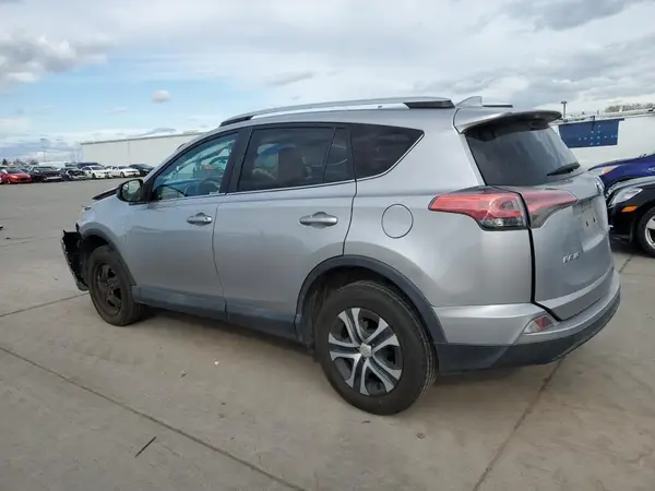 2T3ZFREV5GW260690 2016 TOYOTA RAV 4 - Image 2