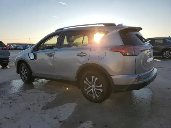 2T3ZFREV5GW298209 2016 TOYOTA RAV 4 - Image 2