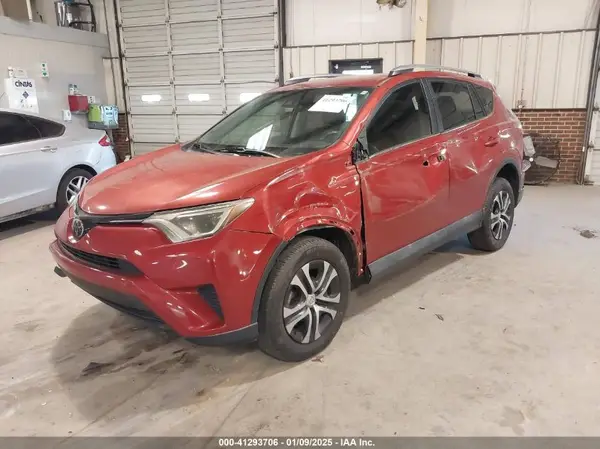 2T3ZFREV5HW320310 2017 TOYOTA RAV 4 - Image 2