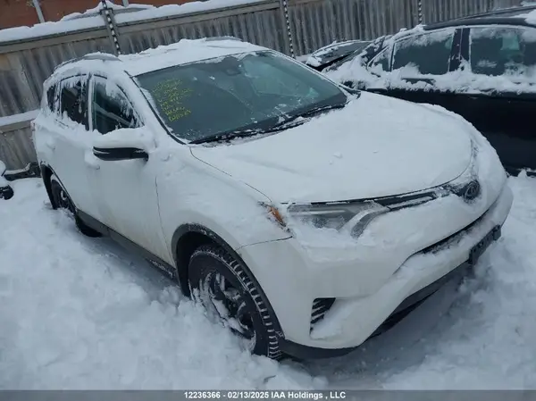 2T3ZFREV5HW325328 2017 TOYOTA RAV 4 - Image 1