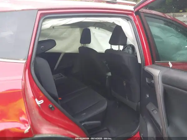 2T3ZFREV5HW333011 2017 TOYOTA RAV 4 - Image 8