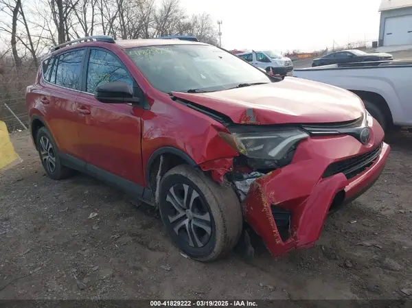 2T3ZFREV5HW357390 2017 TOYOTA RAV 4 - Image 1