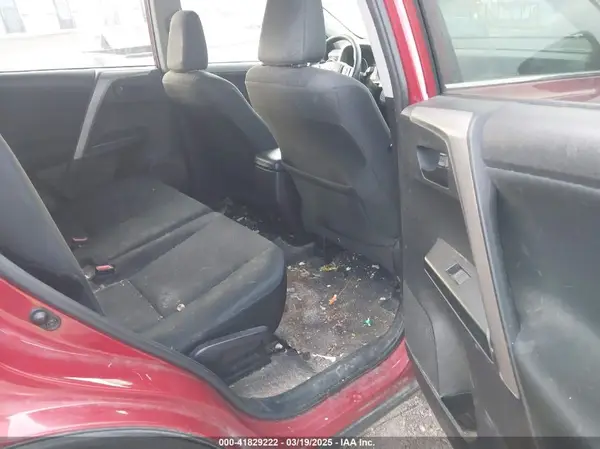 2T3ZFREV5HW357390 2017 TOYOTA RAV 4 - Image 8