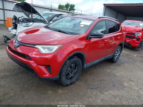 2T3ZFREV5HW400531 2017 TOYOTA RAV 4 - Image 2