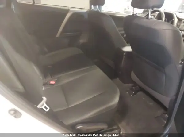 2T3ZFREV5JW427363 2018 TOYOTA RAV 4 - Image 8