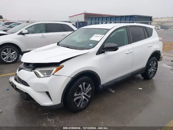 2T3ZFREV5JW444423 2018 TOYOTA RAV 4 - Image 2