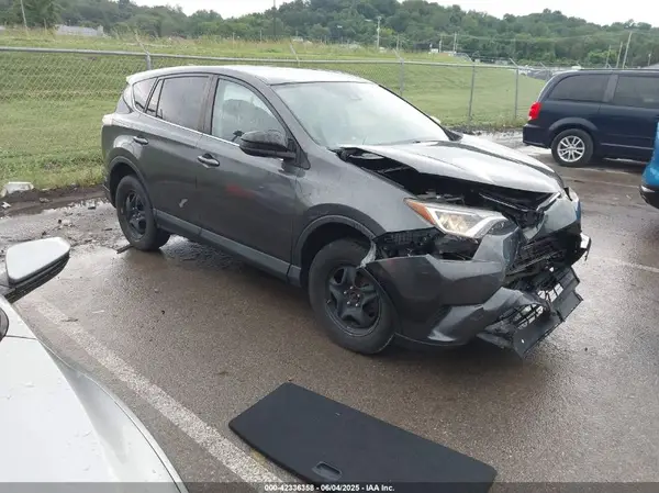 2T3ZFREV5JW476448 2018 TOYOTA RAV 4 - Image 1