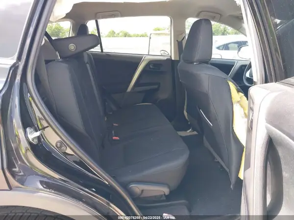 2T3ZFREV5JW498143 2018 TOYOTA RAV 4 - Image 8
