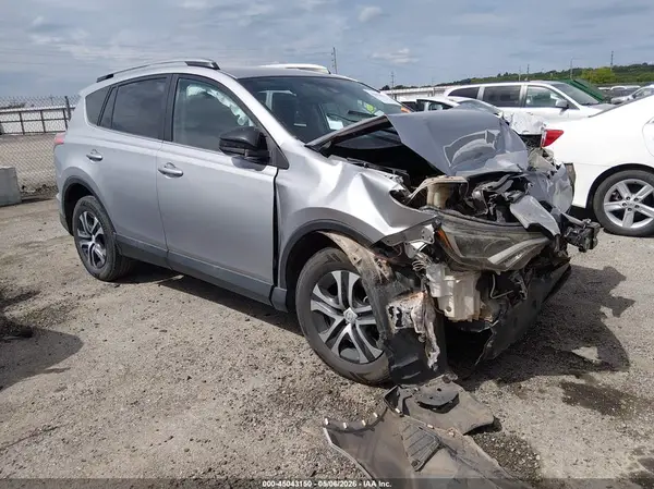 2T3ZFREV6HW319070 2017 TOYOTA RAV 4 - Image 1