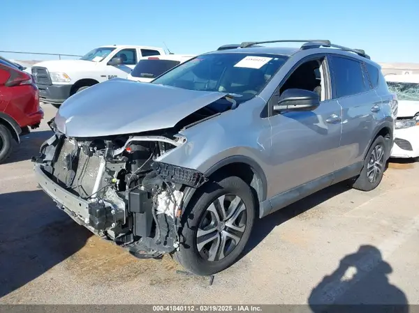 2T3ZFREV6HW331736 2017 TOYOTA RAV 4 - Image 2