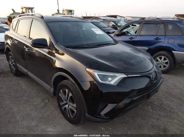 2T3ZFREV6HW365045 2017 TOYOTA RAV 4 - Image 1