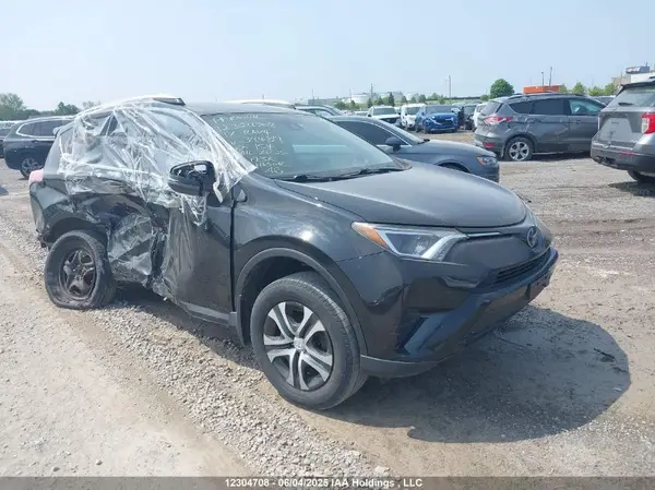 2T3ZFREV6HW394819 2017 TOYOTA RAV 4 - Image 1