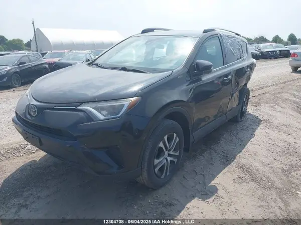 2T3ZFREV6HW394819 2017 TOYOTA RAV 4 - Image 2