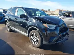 2T3ZFREV6JW515631 2018 TOYOTA RAV 4