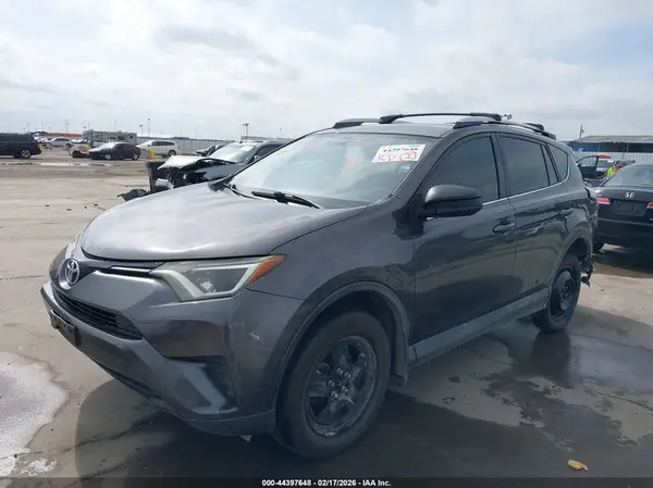 2T3ZFREV7GW239727 2016 TOYOTA RAV 4 - Image 2