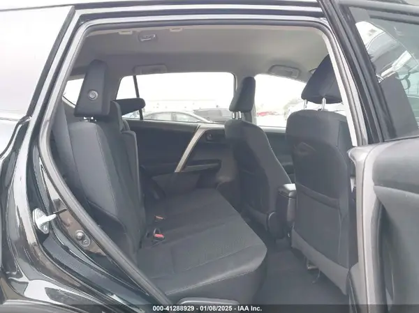 2T3ZFREV7GW260156 2016 TOYOTA RAV 4 - Image 8
