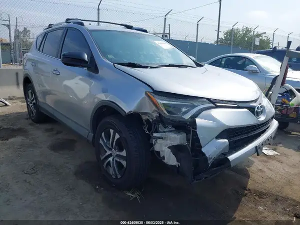 2T3ZFREV7GW278530 2016 TOYOTA RAV 4 - Image 1