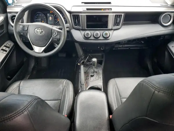 2T3ZFREV7HW319000 2017 TOYOTA RAV 4 - Image 8